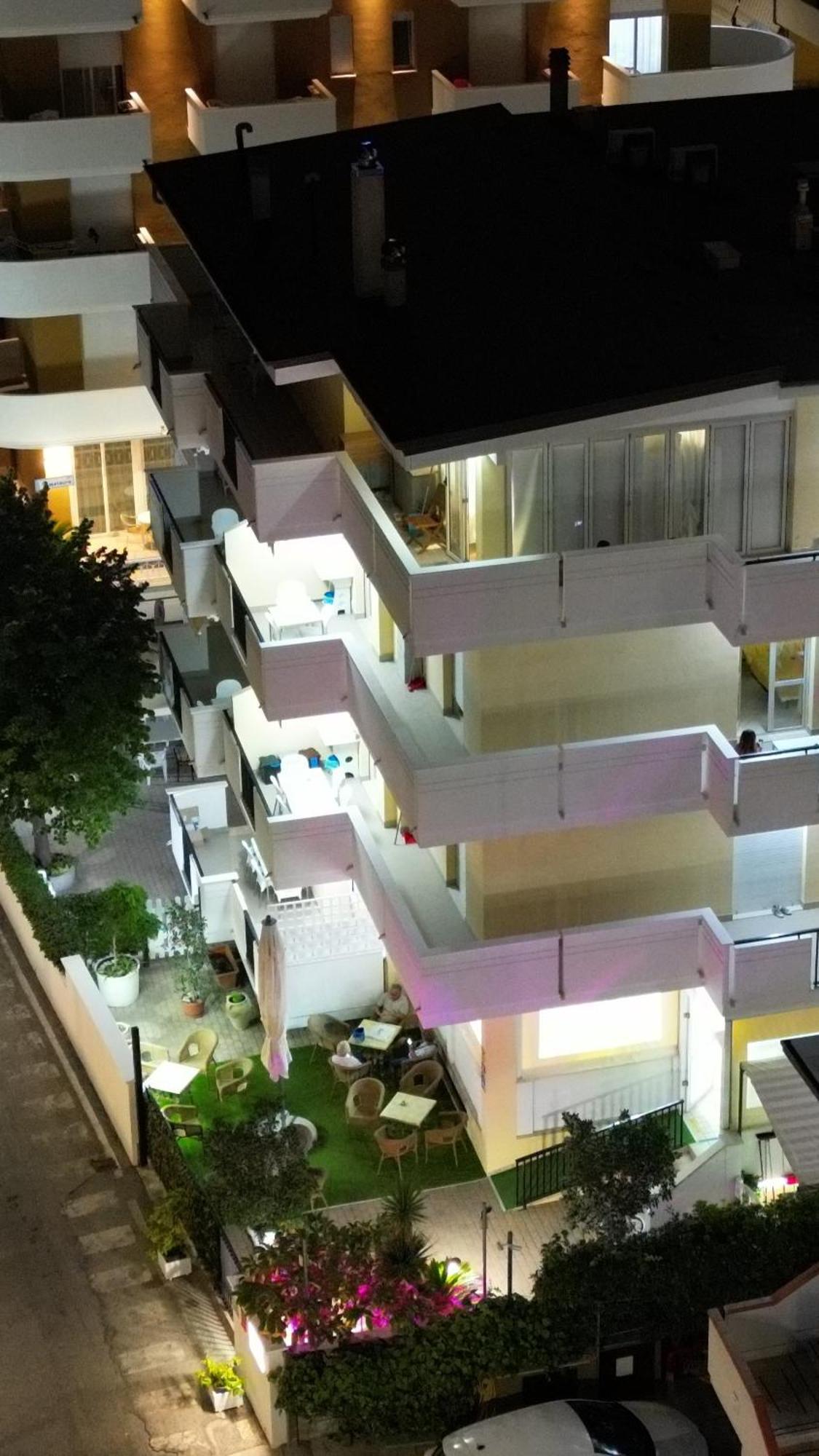 Residence Riviera Alba Adriatica Exterior foto