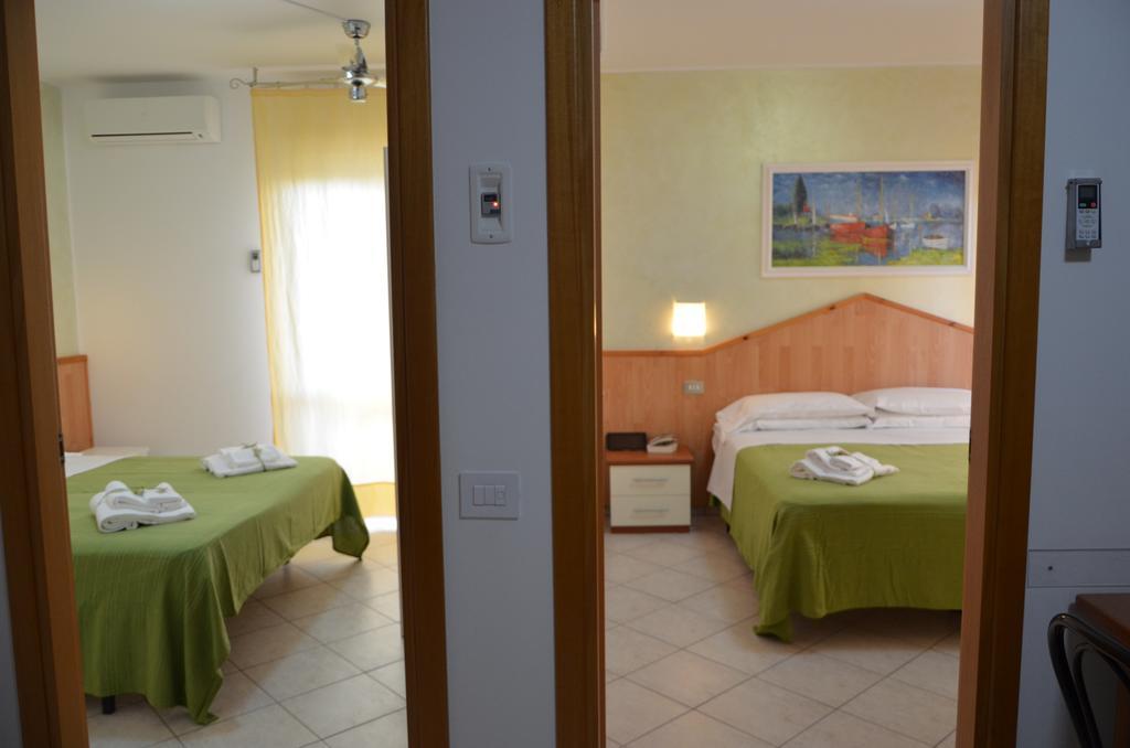Residence Riviera Alba Adriatica Exterior foto